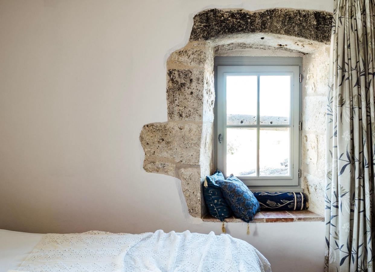 Chateau De Puissentut オンプス エクステリア 写真
